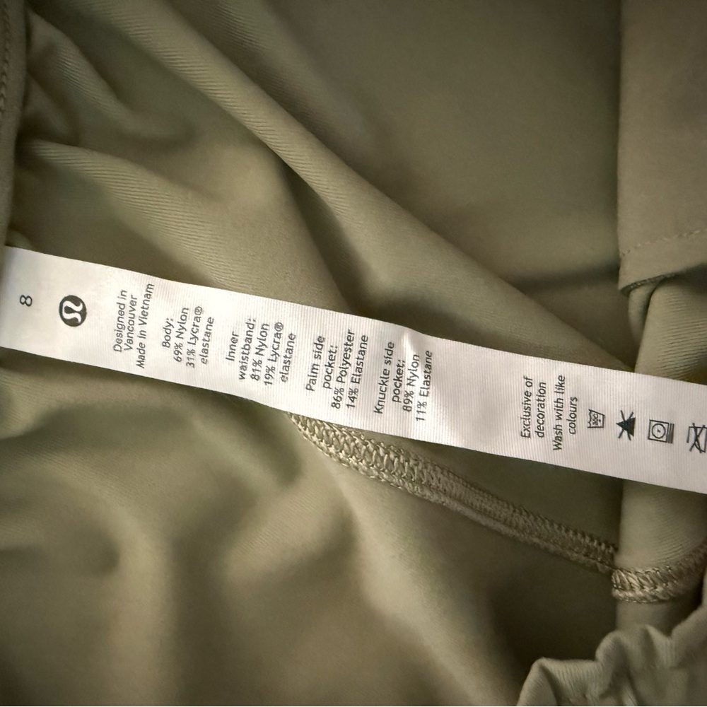 Lululemon women Keep Moving Pants 7/8 High Rise size 8 - Picture 6 of 7